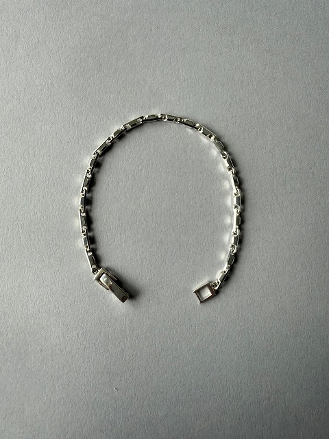 ED25AW-008