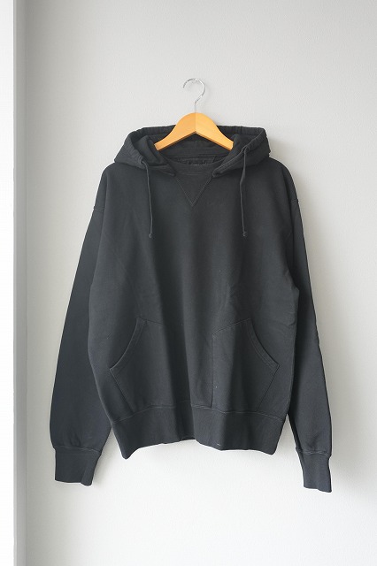 AKOM PARKA-BLK