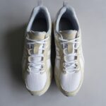 1203A536-White/Putty