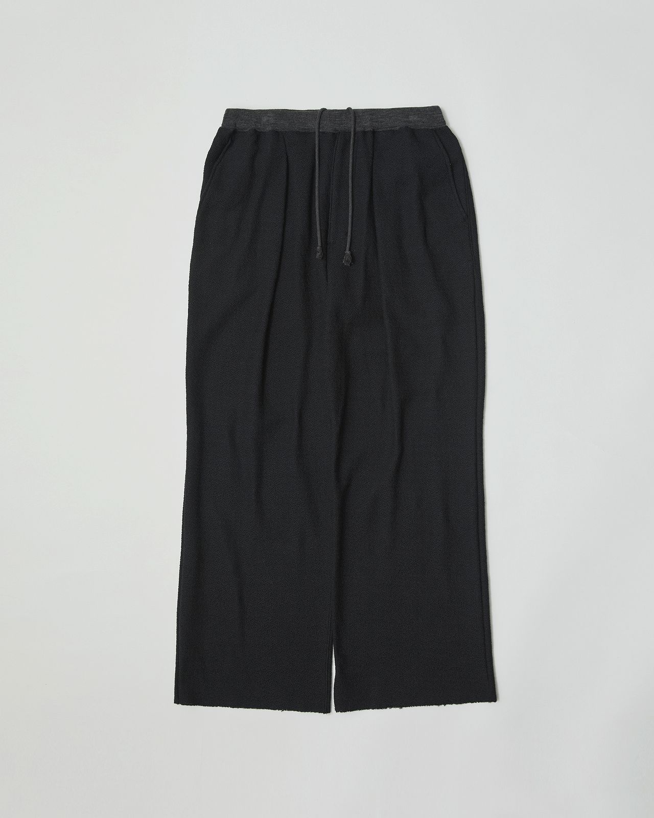 26A-061821-BLACK