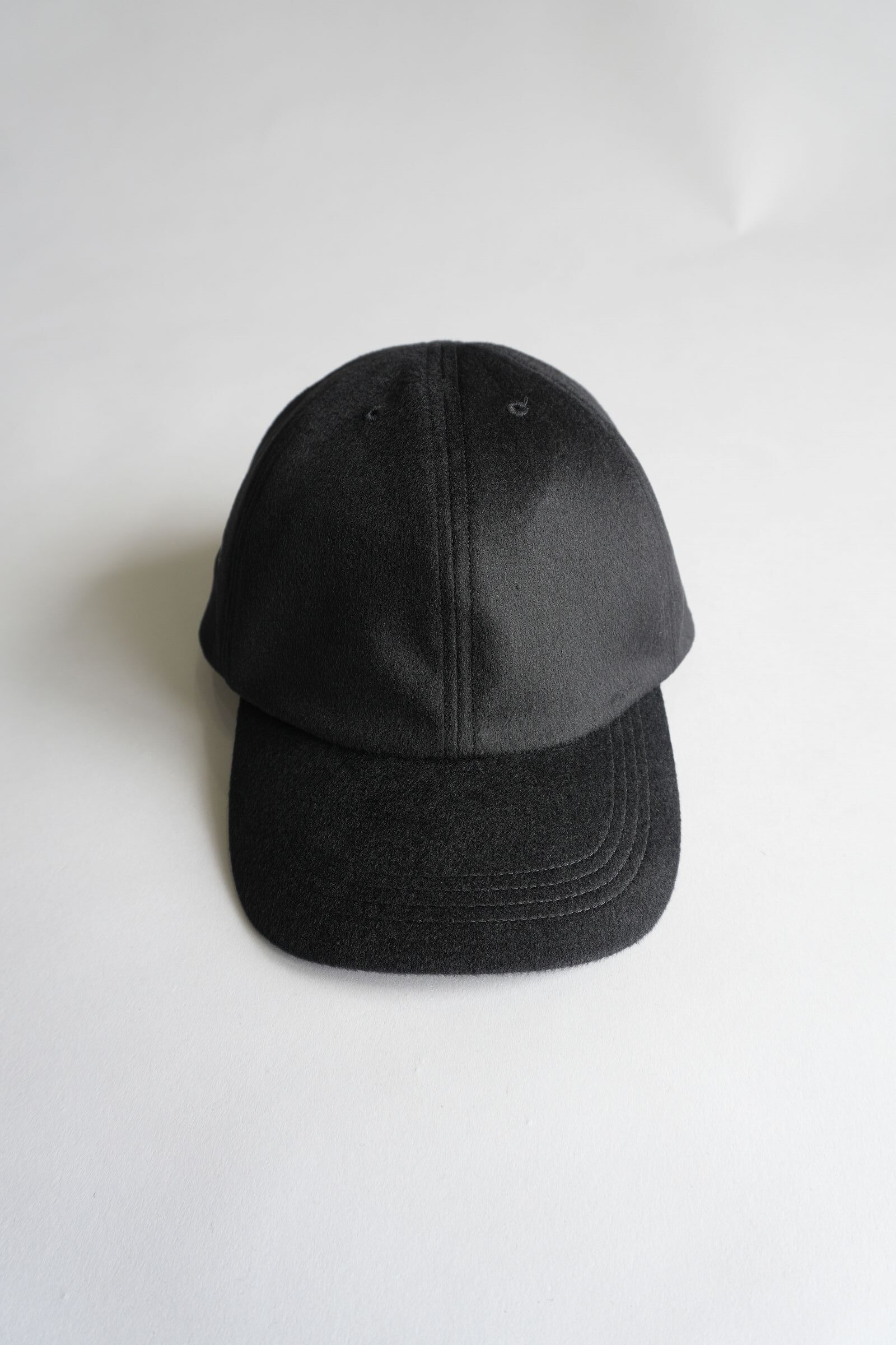 301374-BLACK