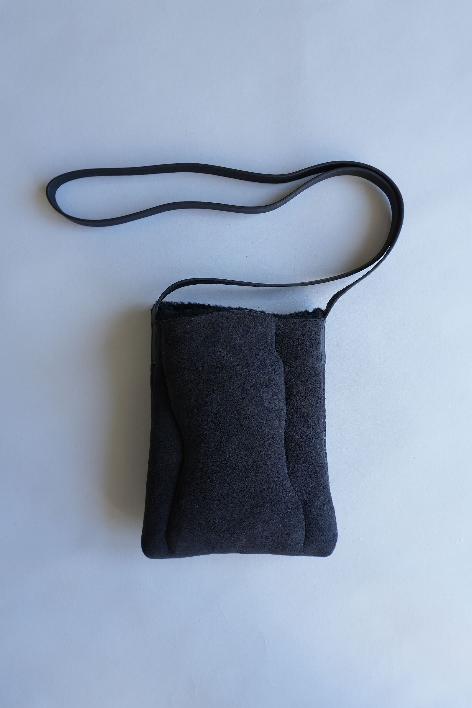 S06M-BLACK