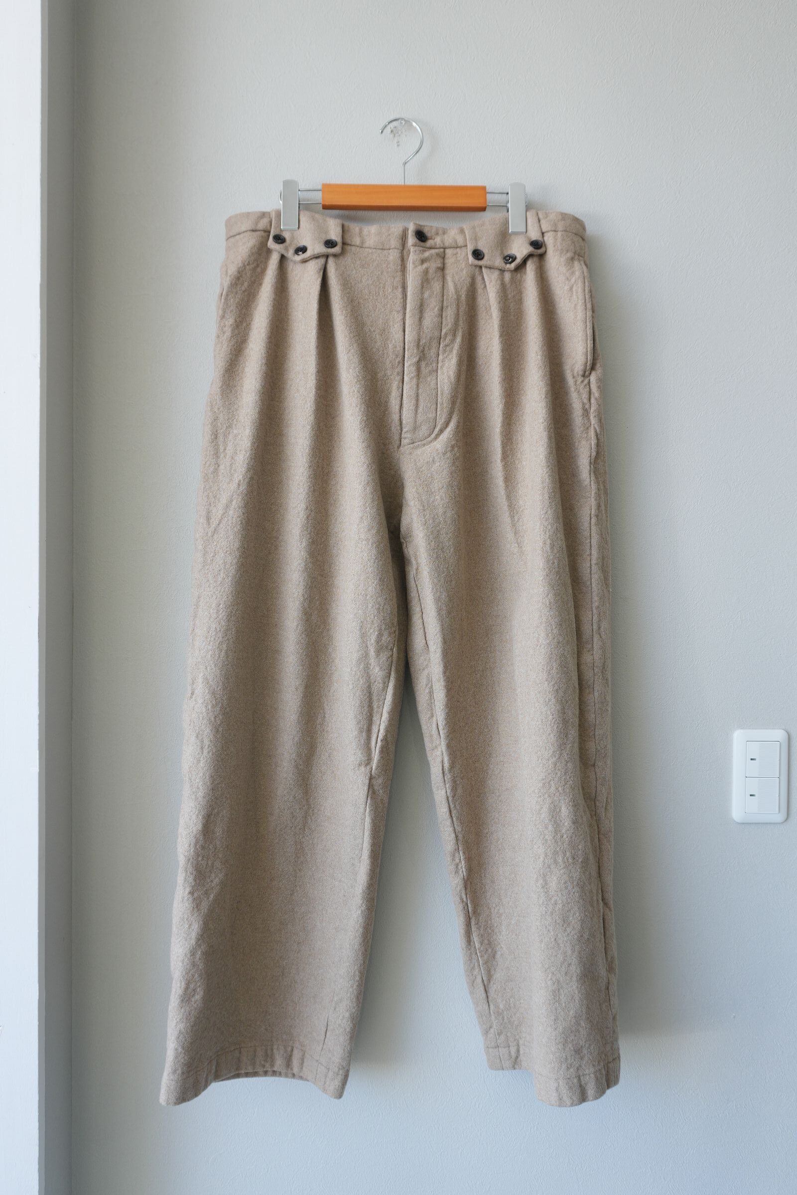 N2 Flap Trousers-BEIGE